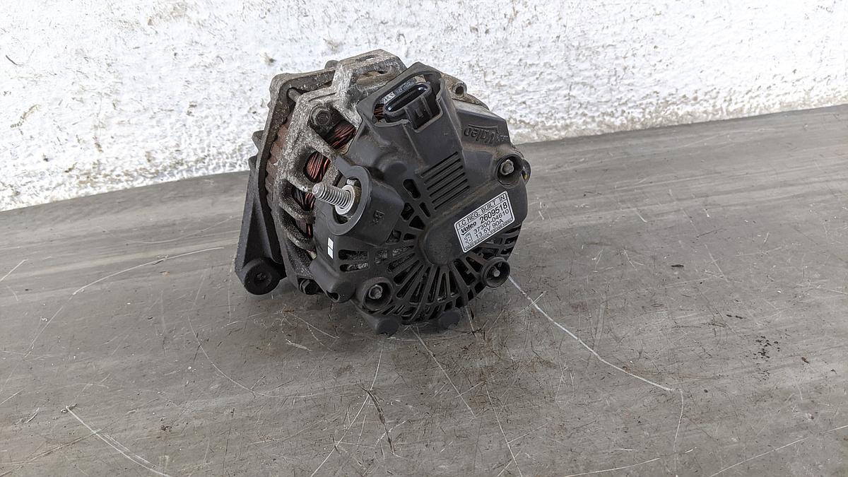 Kia Picanto 2 TA Lichtmaschine Generator 90A Valeo 2609518 3730004610